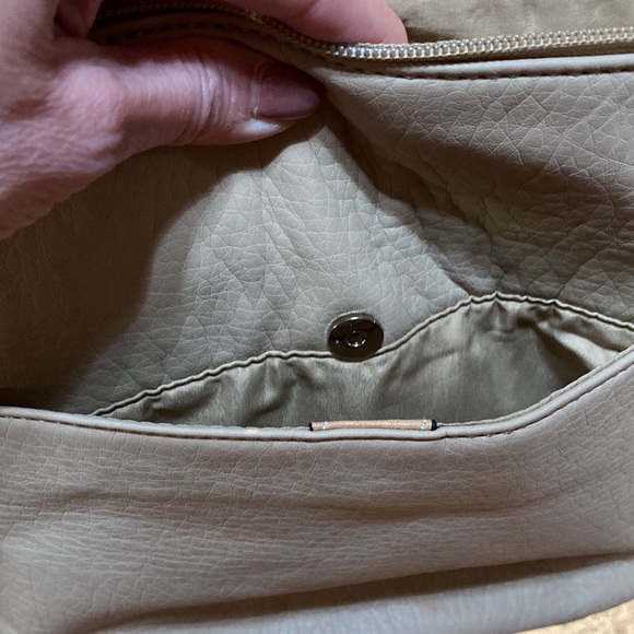 Giana Bernini bag. - Picture 8 of 9